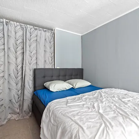 Ground-floor Flat Апартаменты