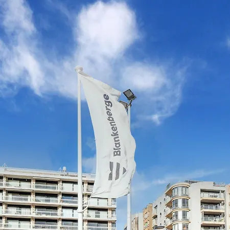 Ground-floor Flat Апартаменты *